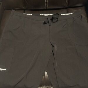 Skechers Women's Black scrub pants  with Pockets